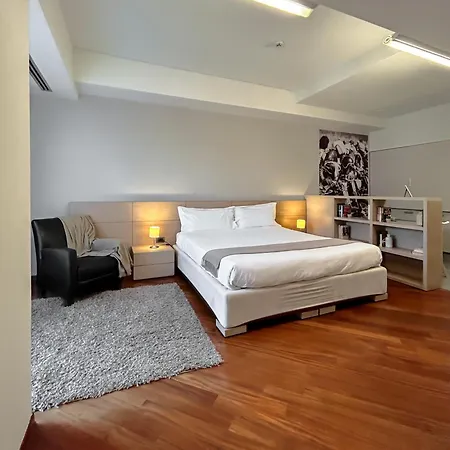 Ampio Monolocale - 4 Ospiti Con Garage Nei Dintorni A Pagamento 아파트